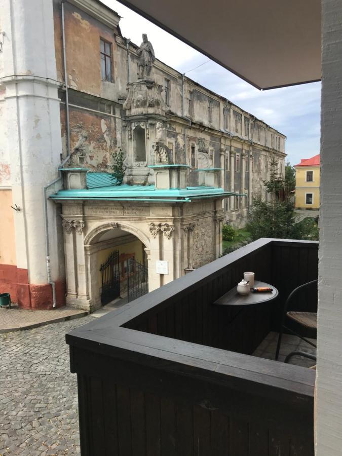 Бажане Місце Kamianets-Podilskyi Exterior foto