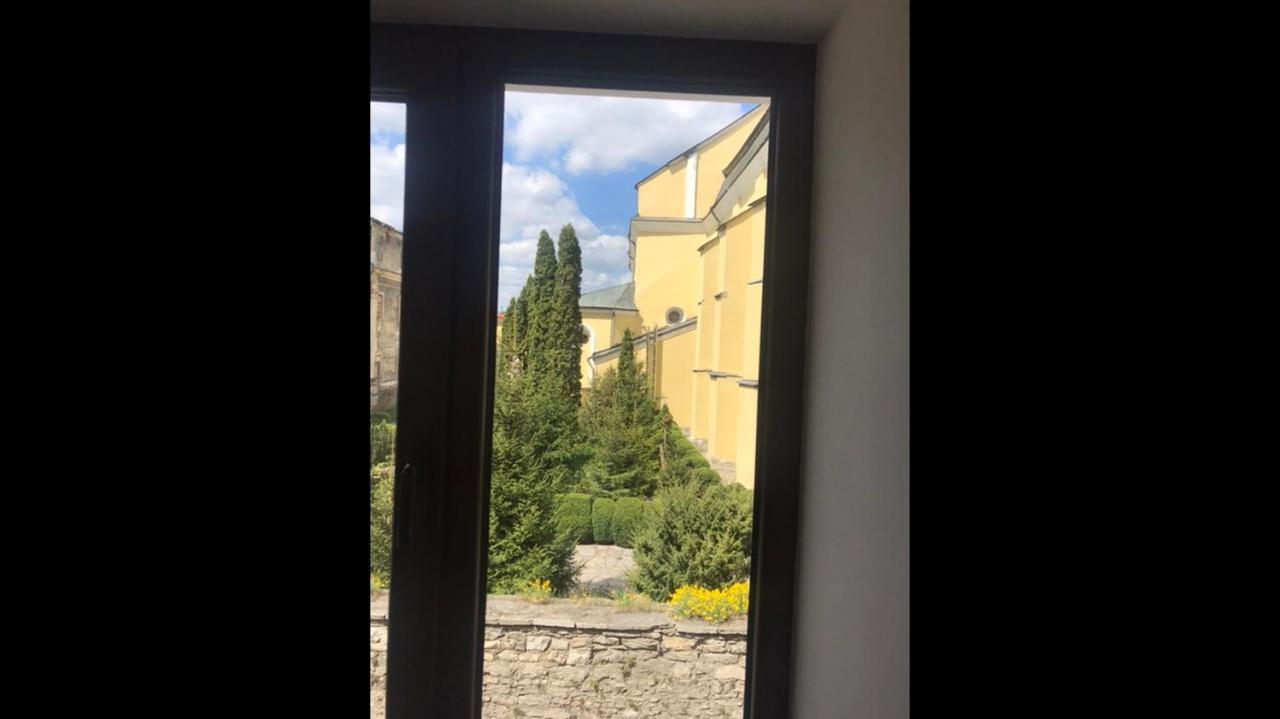 Бажане Місце Kamianets-Podilskyi Exterior foto
